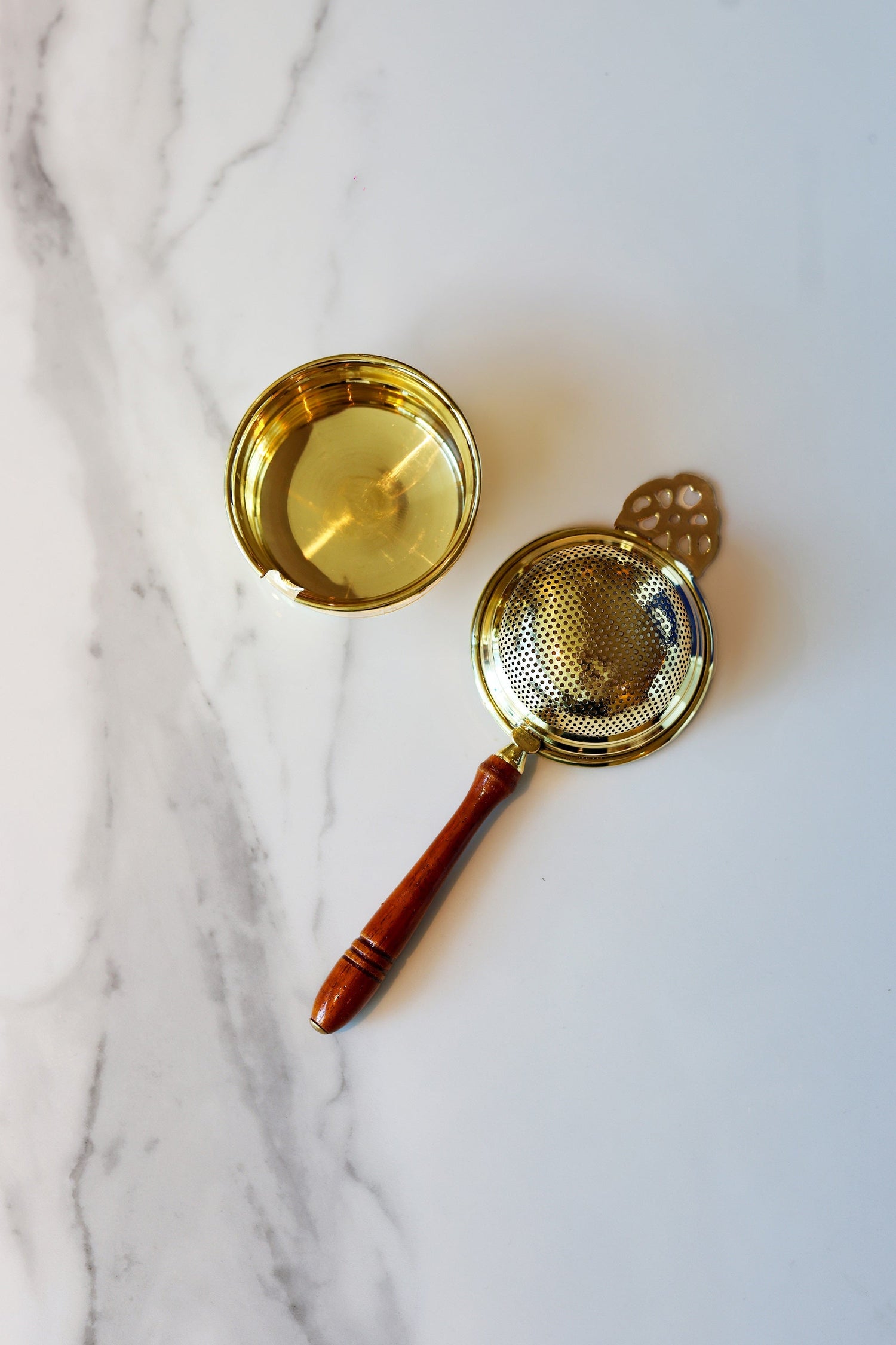 Wooden strainer - sy’a