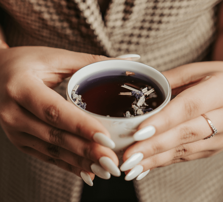 tea as a style statement: uncovering its importance in modern culture - sy’a